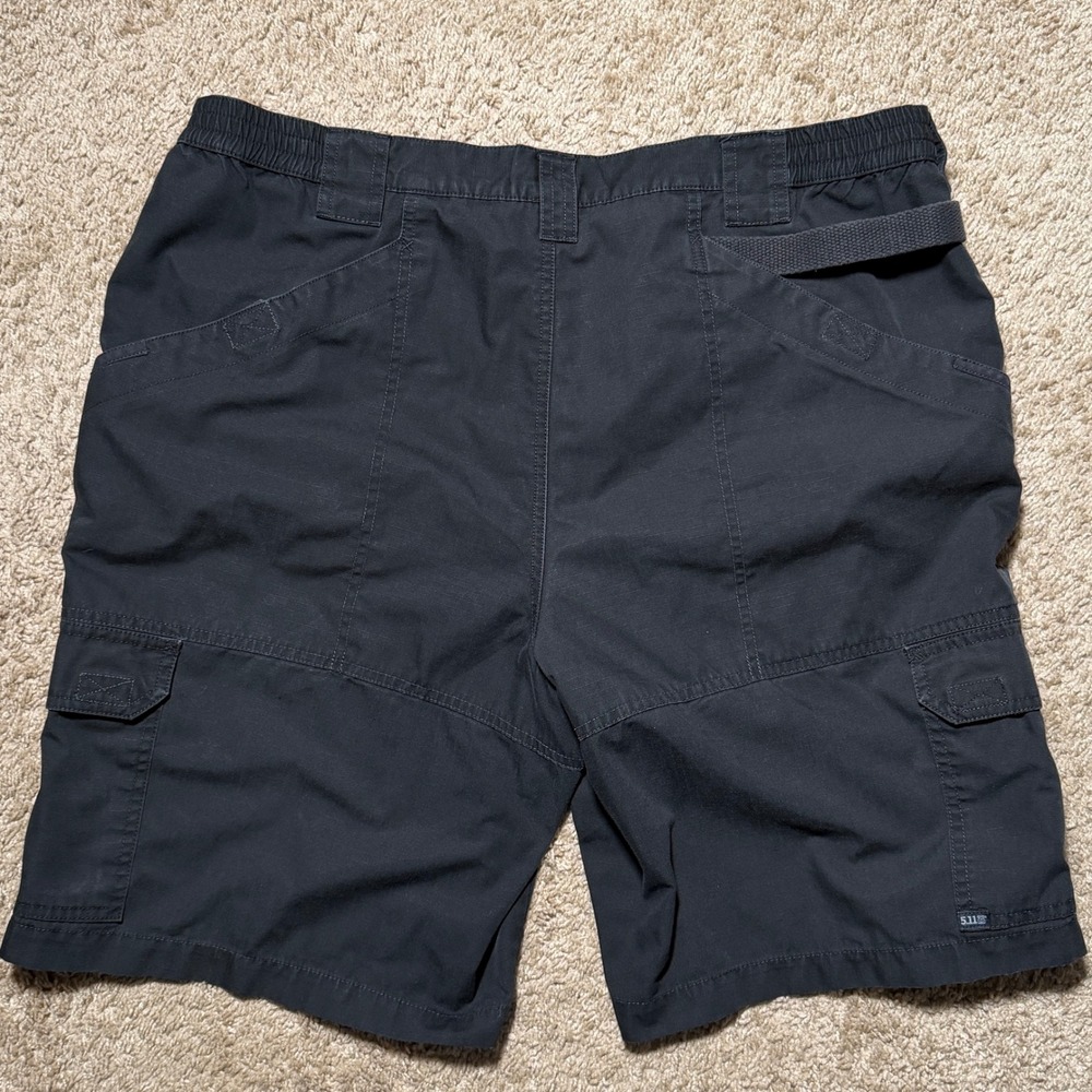 5.11 Tactical Series Mens Black Cargo Shorts Size 40 Ripstop Utility Workwear - Picture 2 of 7